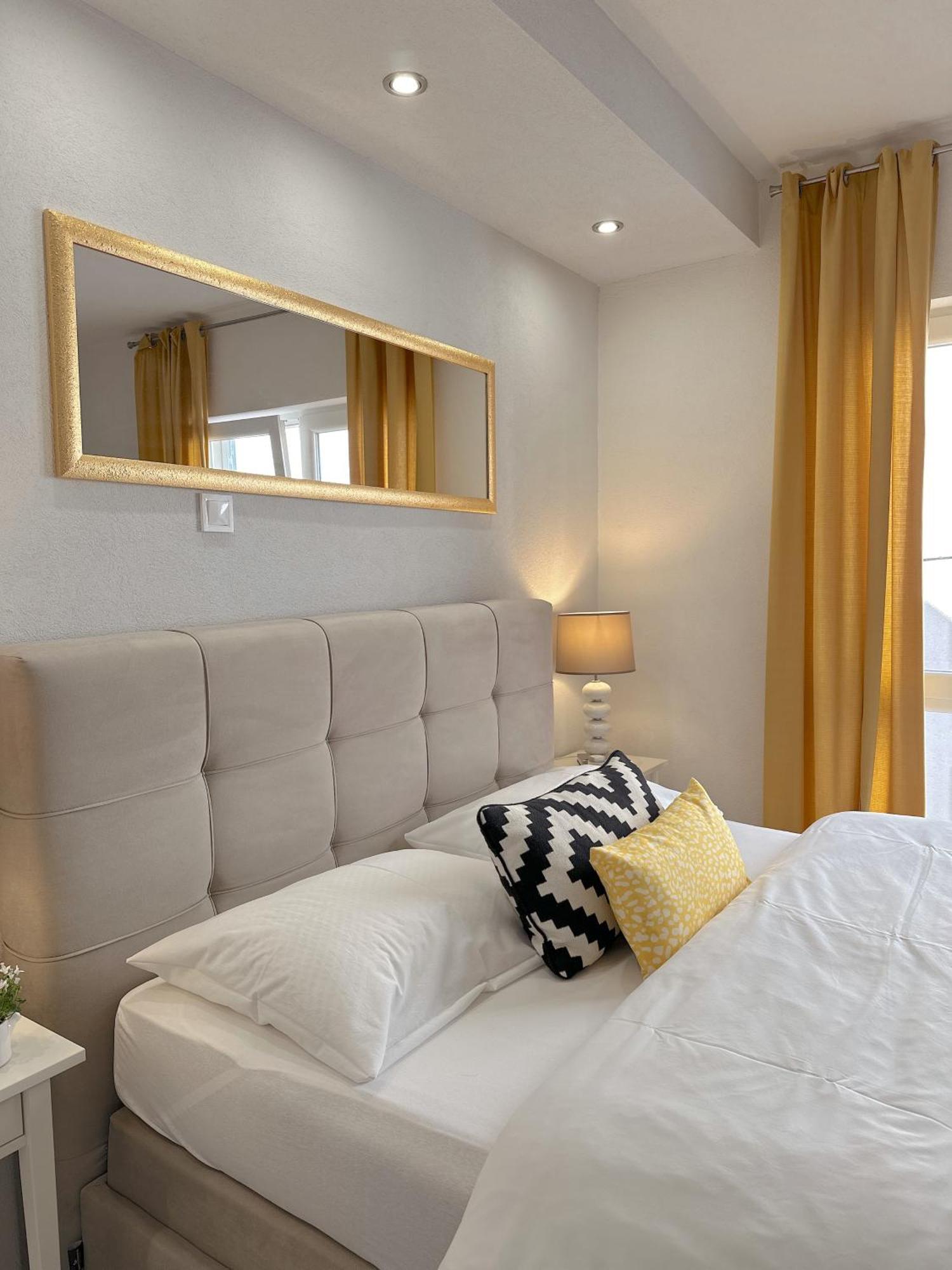 Anamari Apartments Задар Экстерьер фото
